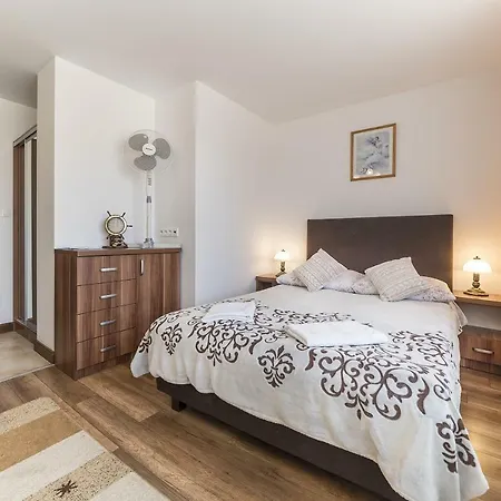 Privat bolig I Poducha