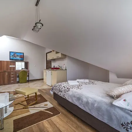 Privat bolig I Poducha *